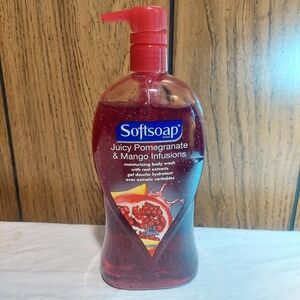 Softsoap Juicy Pomegranate & Mango Infusions Body Wash 32 Oz New